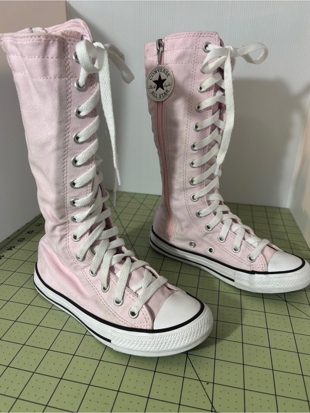 Converse Chuck Taylor All Star Pink/White Knee High Side Zip Lace-Up Youth 13
